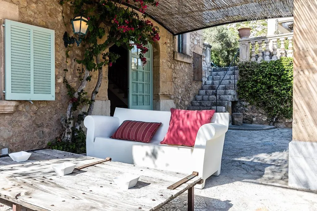 Villa Can Segui By Homevillas360 Pollenca
